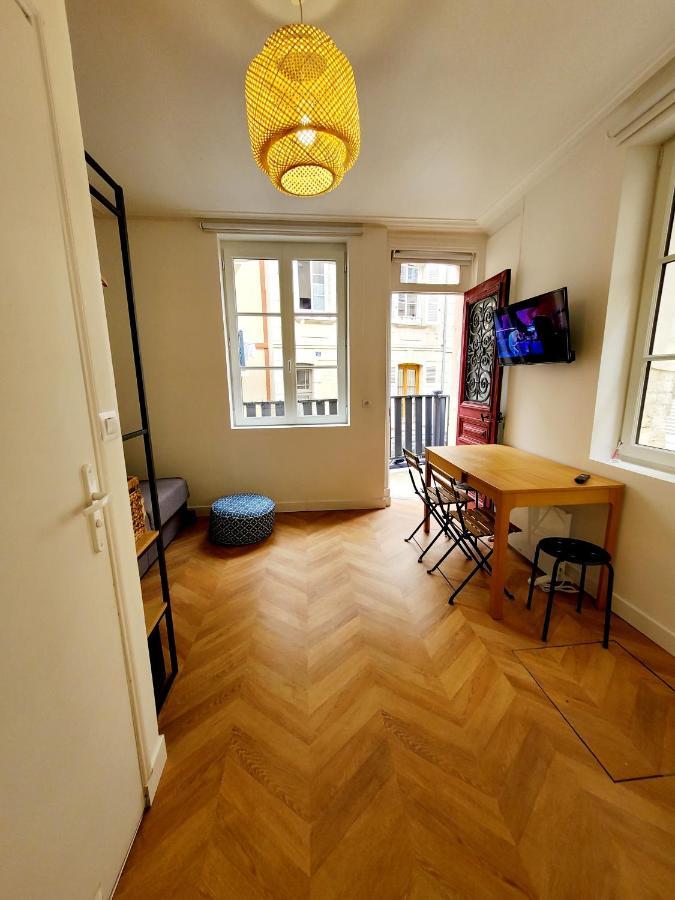 Studio Jeannette Avec Balcon Et Juste A 130 Metres Plage ! Plein Centre ! Wifi - Draps Serviettes Inclus ! Trouville-sur-Mer Ngoại thất bức ảnh