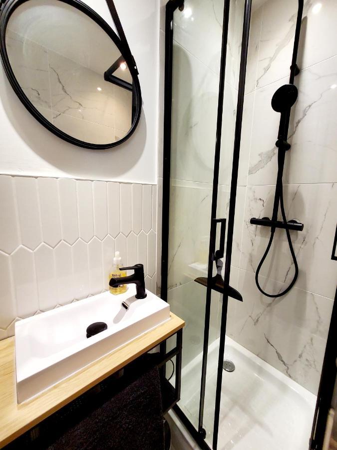 Studio Jeannette Avec Balcon Et Juste A 130 Metres Plage ! Plein Centre ! Wifi - Draps Serviettes Inclus ! Trouville-sur-Mer Ngoại thất bức ảnh